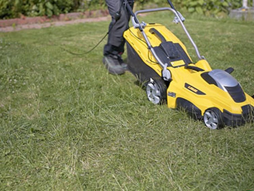 Underhåll gräsmattan