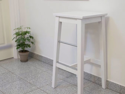 Måla om gamla möbler